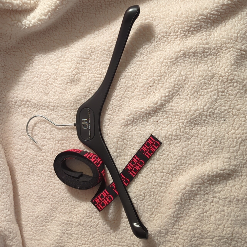 Carolina Herrera hanger and ribbon